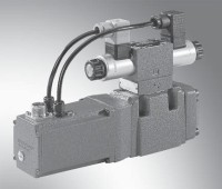 Bosch Rexroth 4WRKE10W3-100L-3X/6EG24K31/A5D3M Распределитель Bosch Rexroth 4WRKE10W3-100L-3X/6EG24K31/A5D3M Распределитель